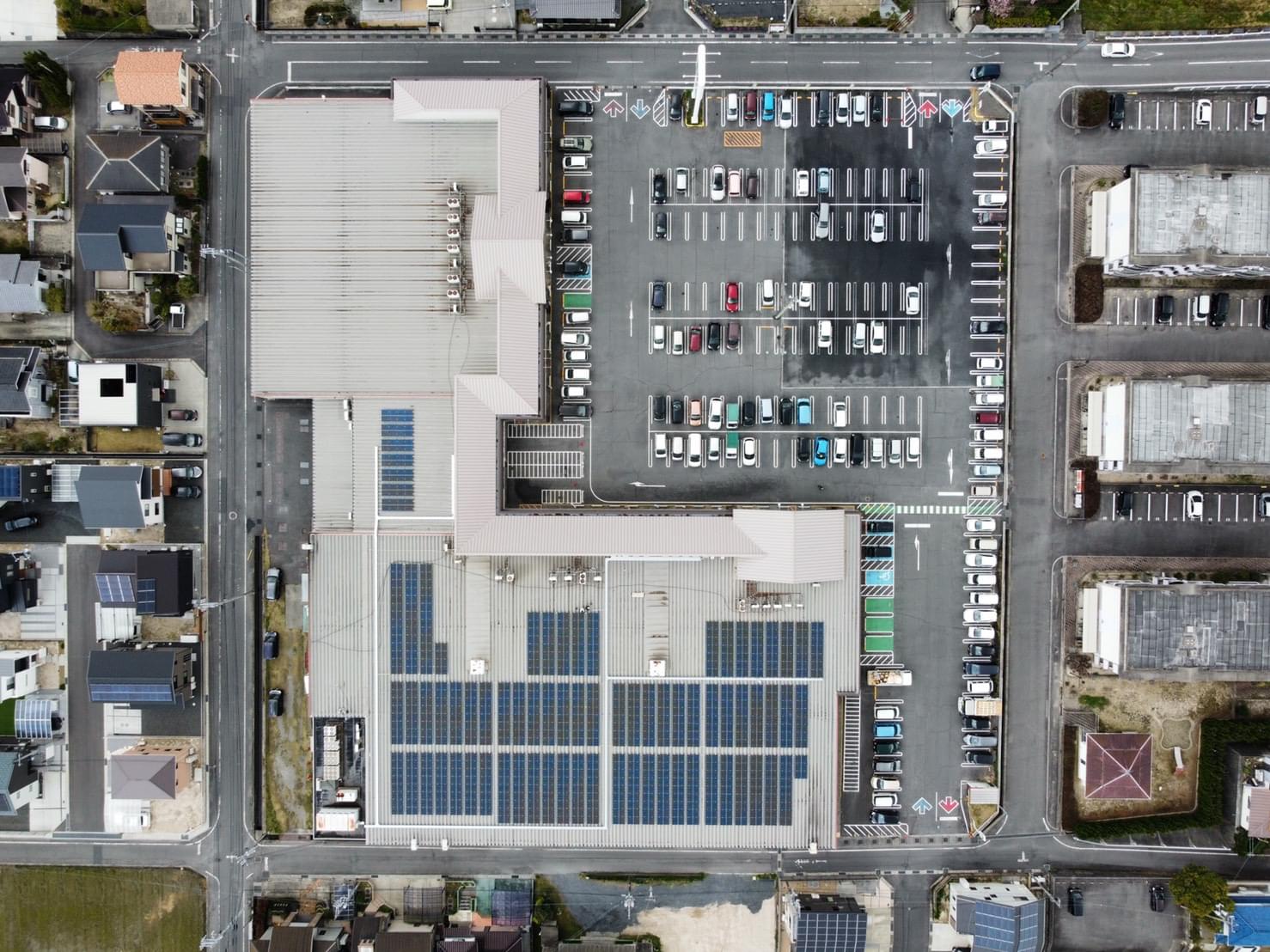 【フジ柳井店】スーパー屋上太陽光発電設備 DC218kW